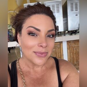 Meet your Posher, Tiana